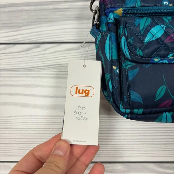 LUG Switch Convertible Crossbody Bag RFID NWT Peacock Print - Picture 13 of 13